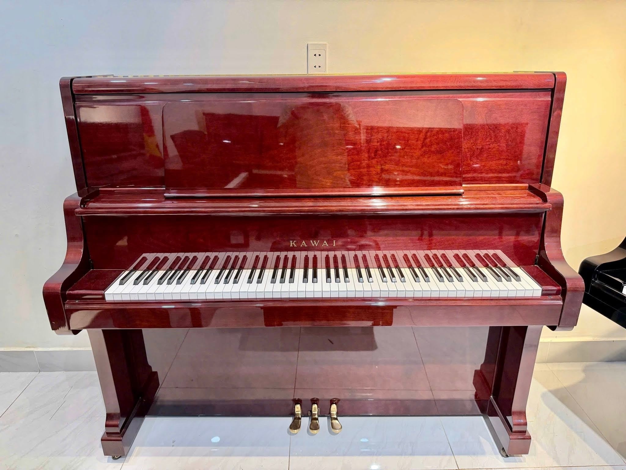 Đàn Piano Cơ Upright Kawai KL32BG