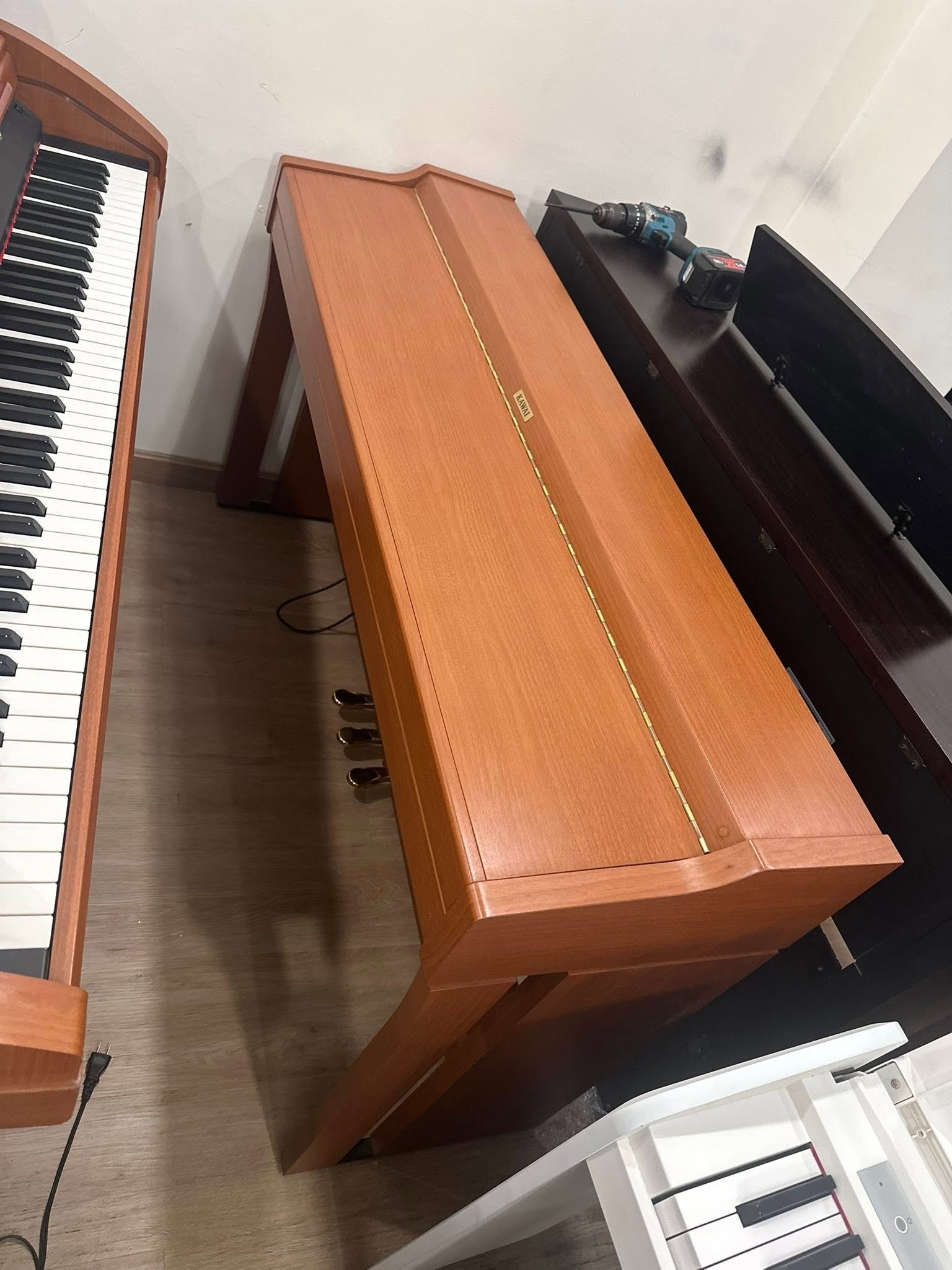 Đàn Piano Điện Kawai L51