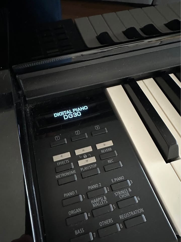 Đàn Grand Piano Kawai DG30, Polish Ebony
