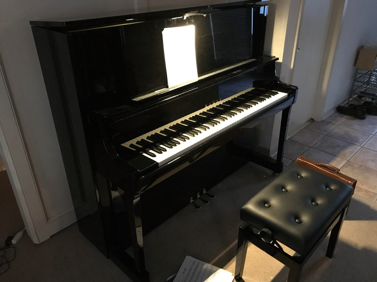 Toàn cảnh đàn piano KAWAI K800 tại nhà khách hàng