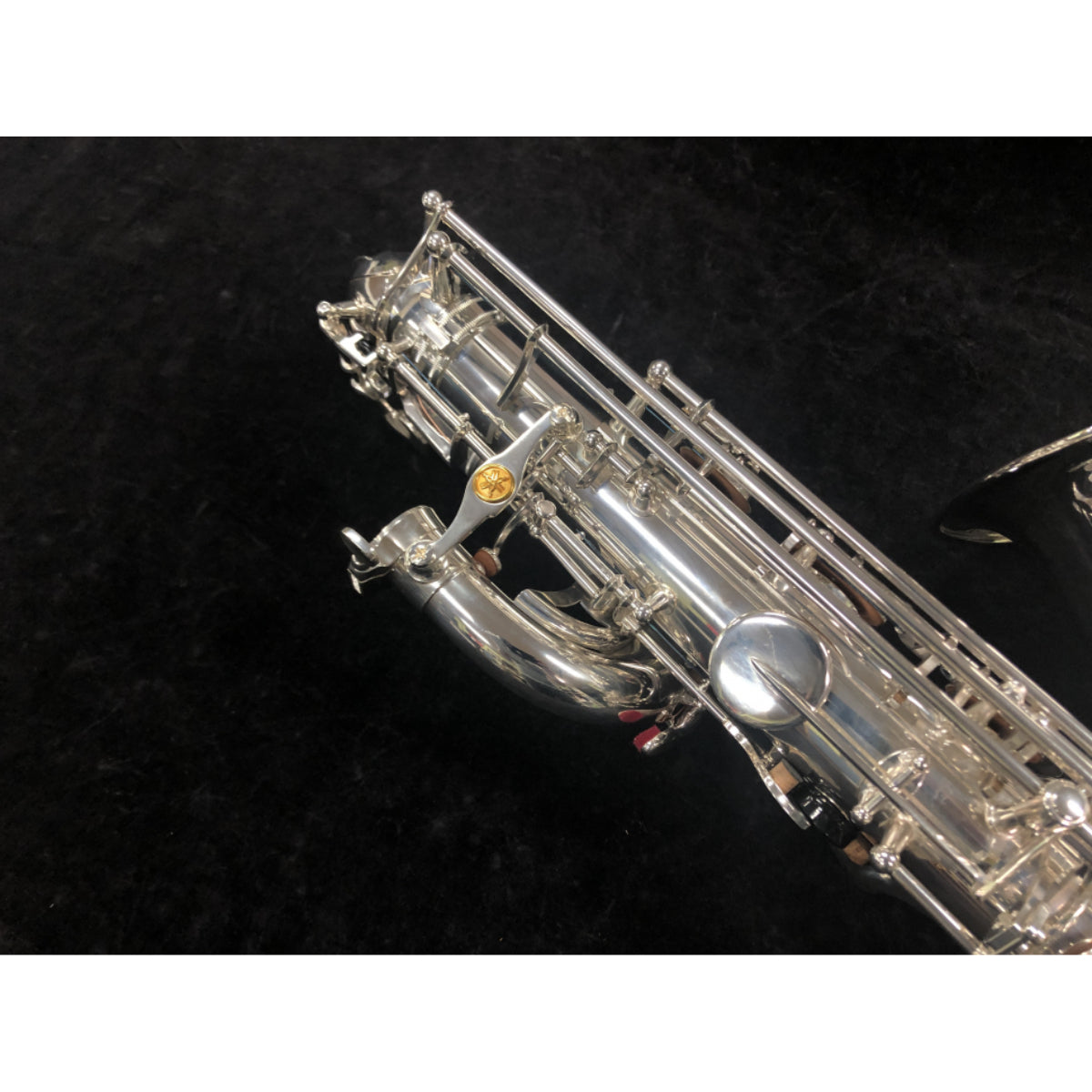 Kèn Saxophone Baritone Yamaha YBS-82, Silver Lacquer