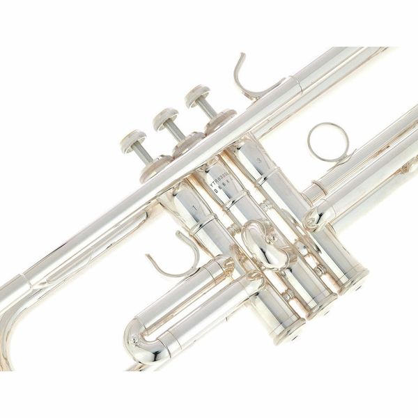 Kèn Trumpet Yamaha YTR-8335LAII Bb Custom, Silver Plated