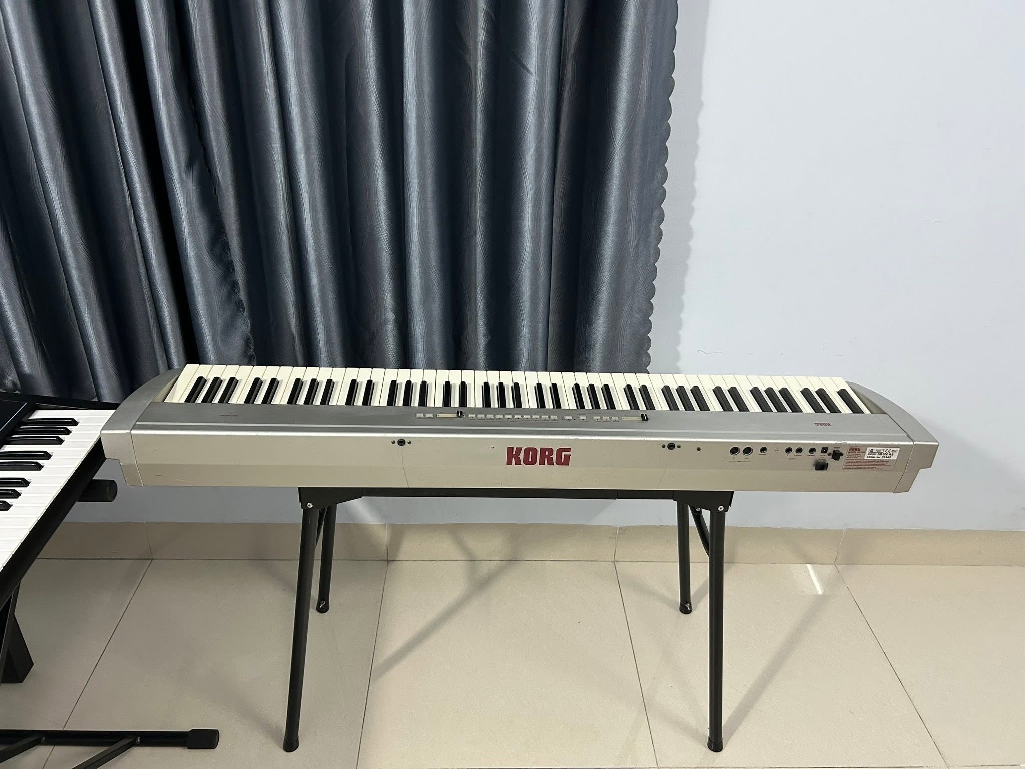 Đàn Piano Điện Korg SP200