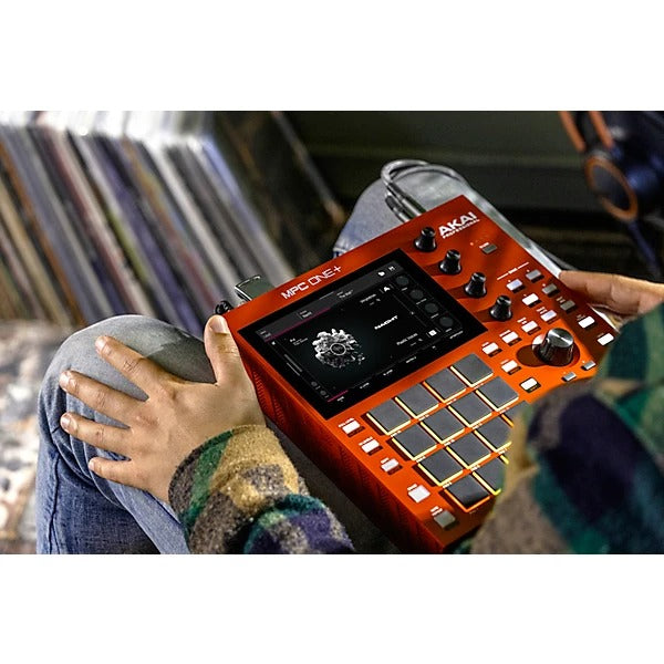 MIDI Pad Controller Akai MPC ONE+ Standalone Sampler and Sequencer