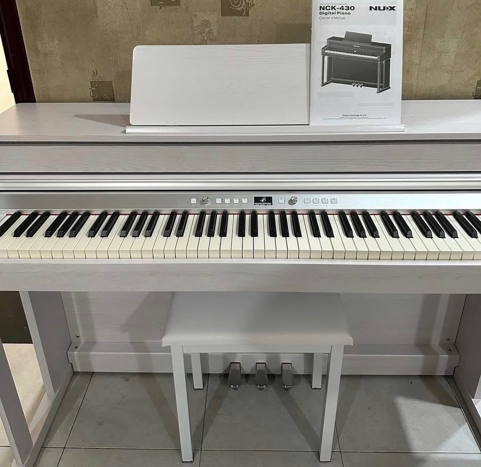 Đàn Piano Điện Nux NCK430