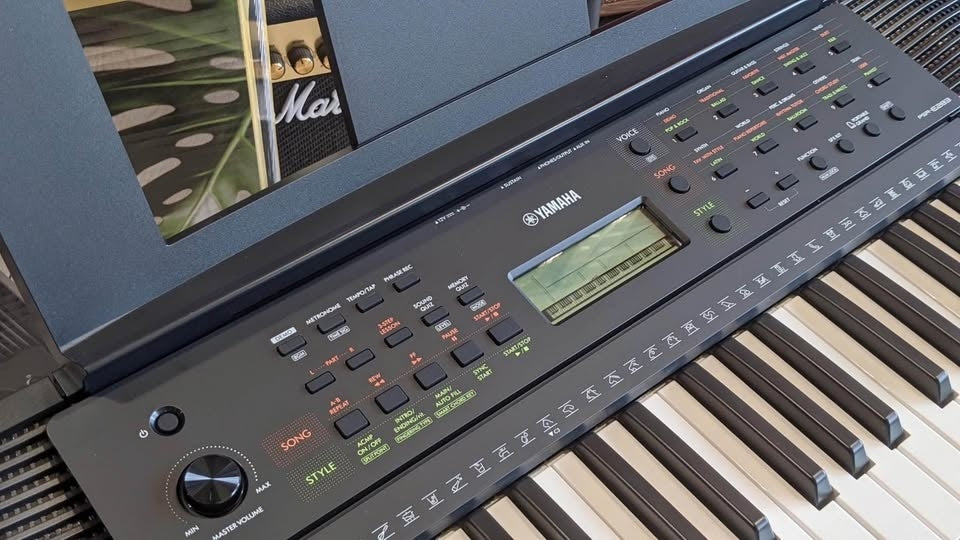 Đàn Organ Yamaha PSR E283