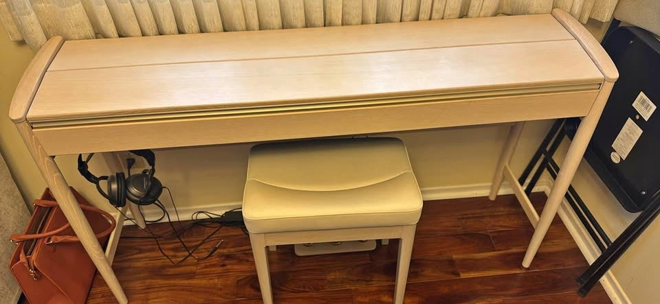 Đàn Piano Điện Roland Kiyola KF10, Made in Japan