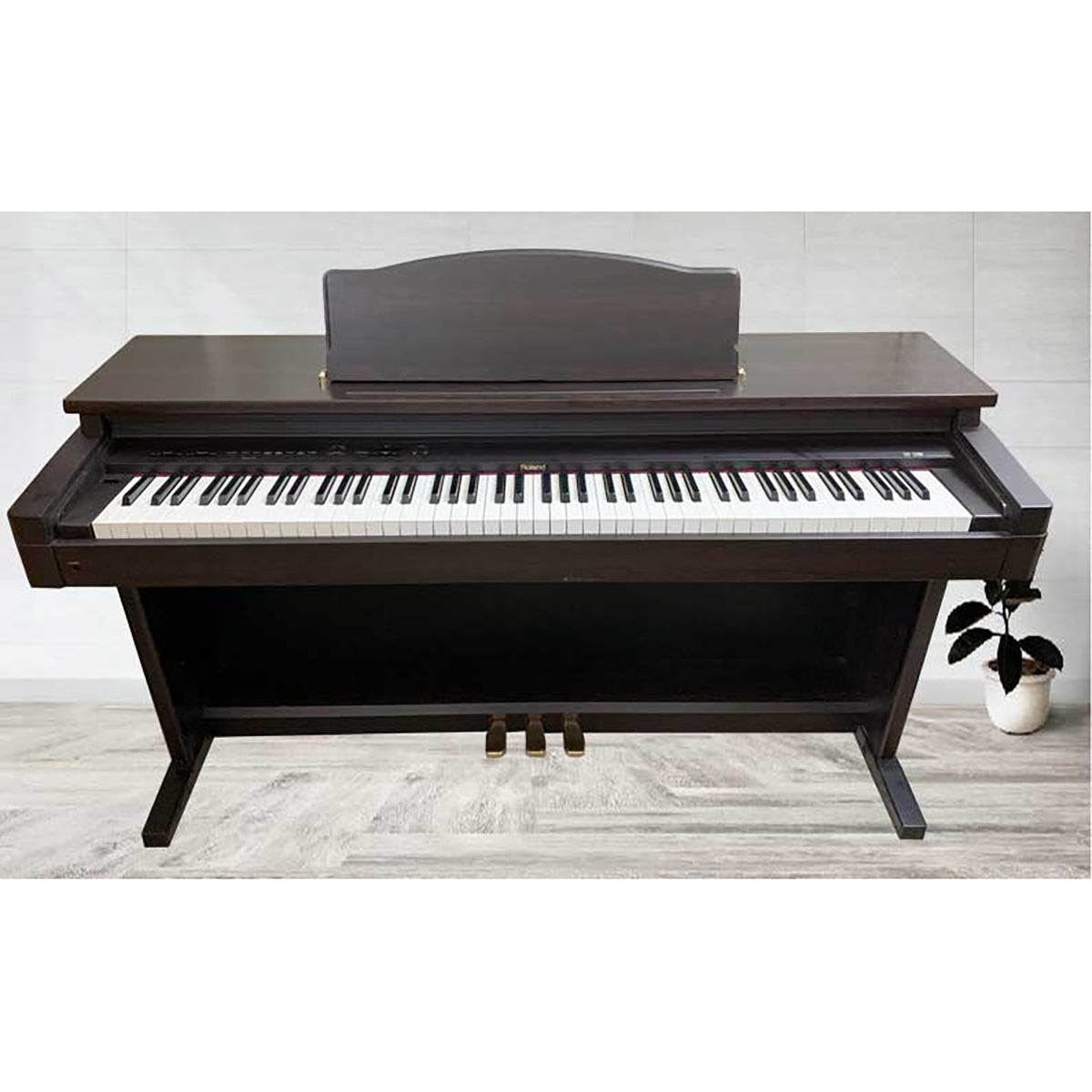 Đàn Piano Điện Roland HP2800 - Qua Sử Dụng