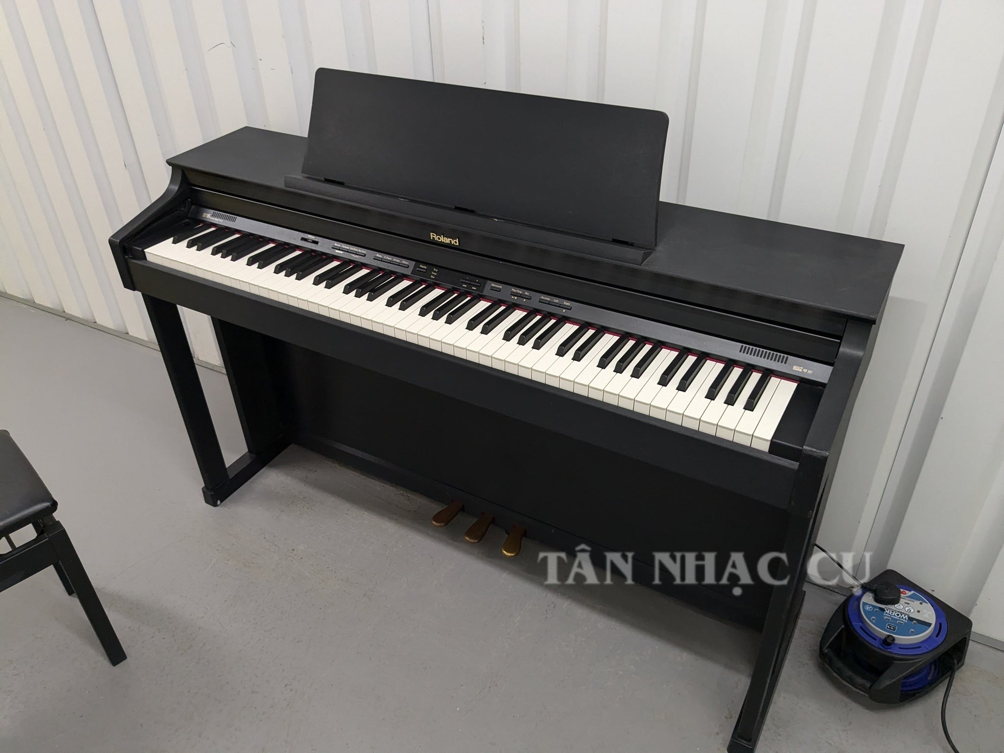 Roland HP305 Piano