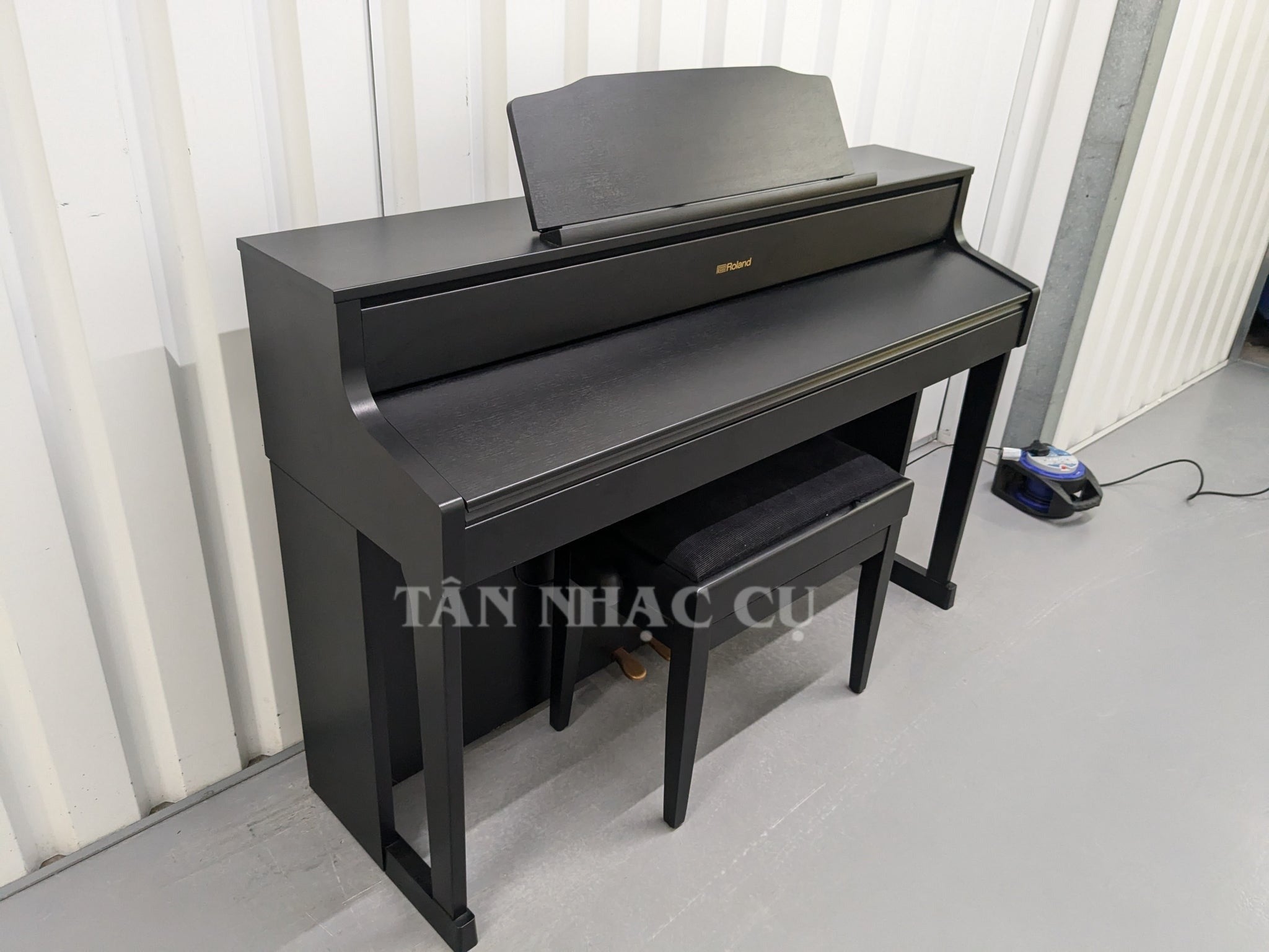 Đàn Piano Điện Roland HP605