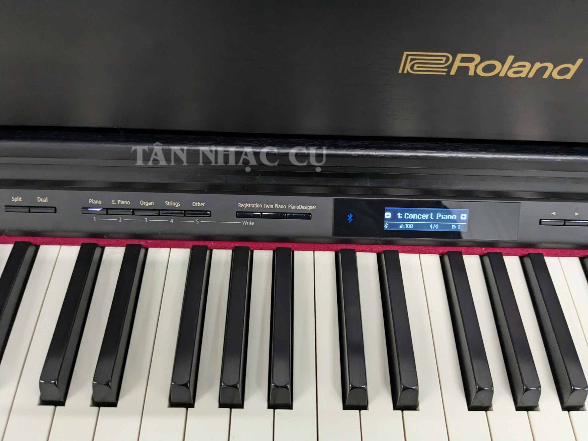 Đàn Piano Điện Roland HP605