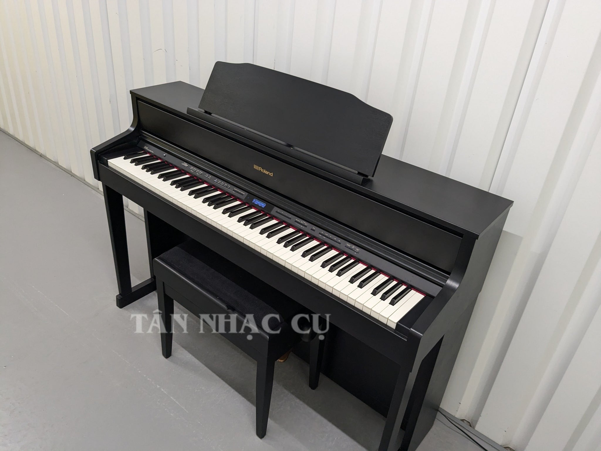 Đàn Piano Điện Roland HP605