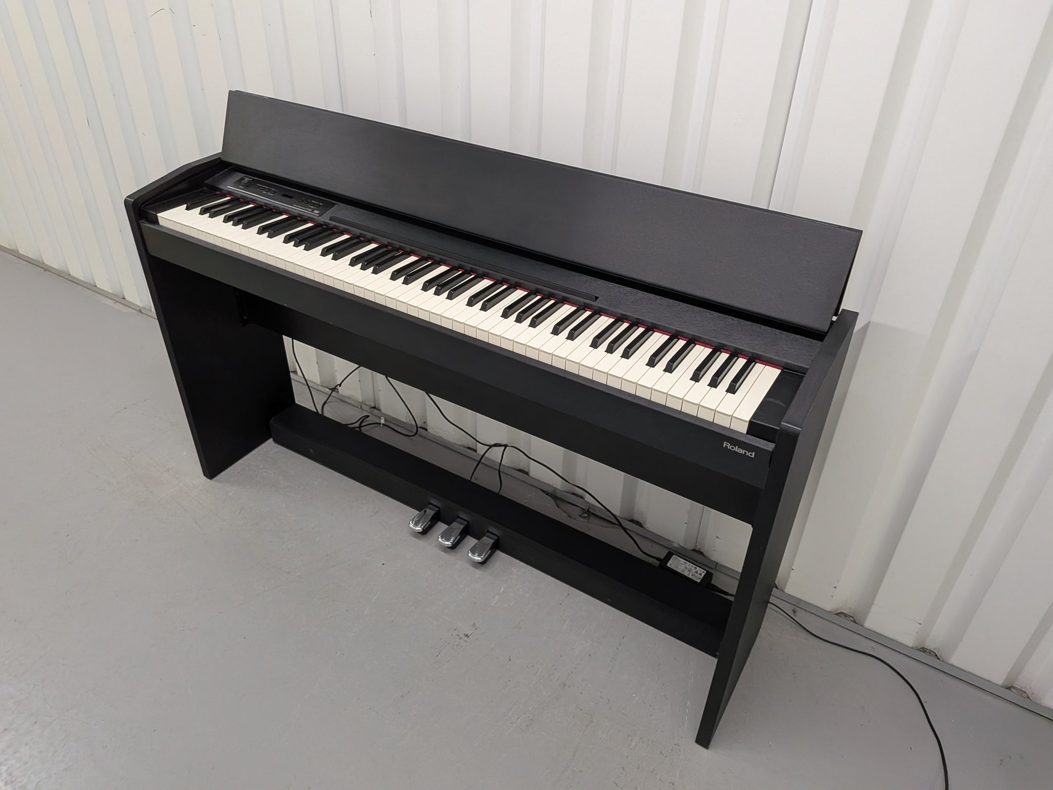 Đàn Piano Điện Roland F120