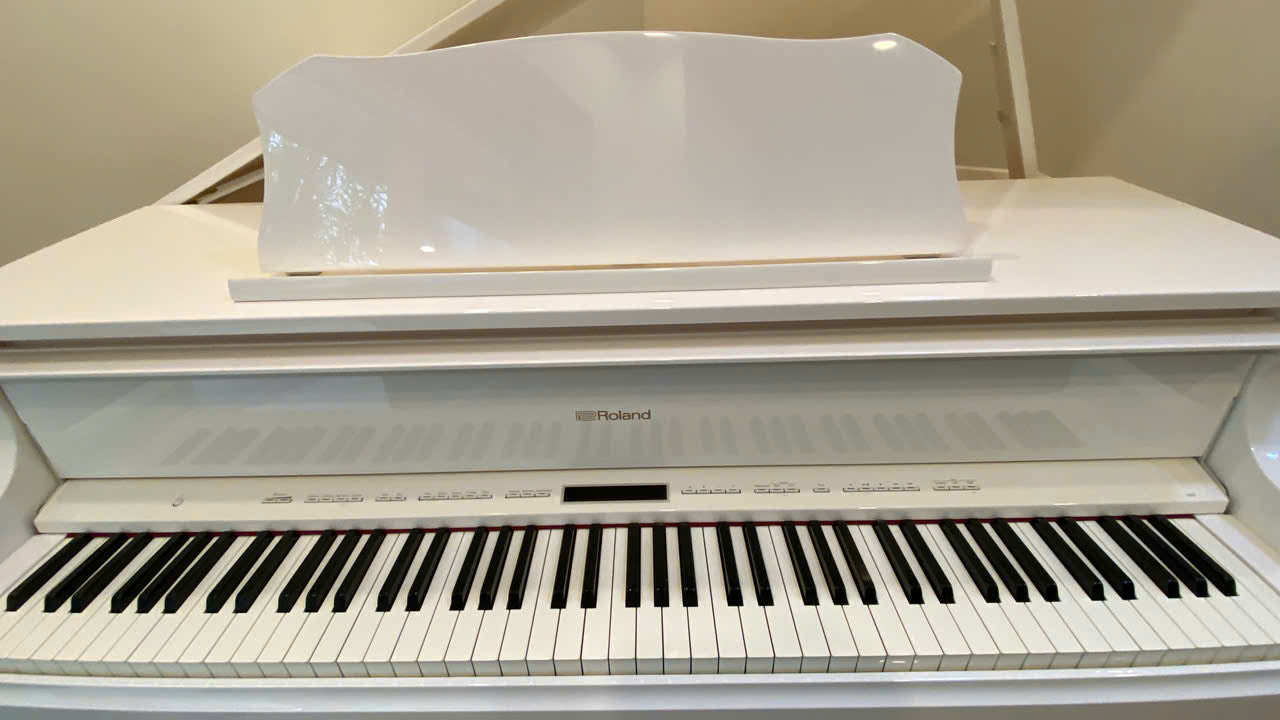 Đàn Grand Piano Roland GP609