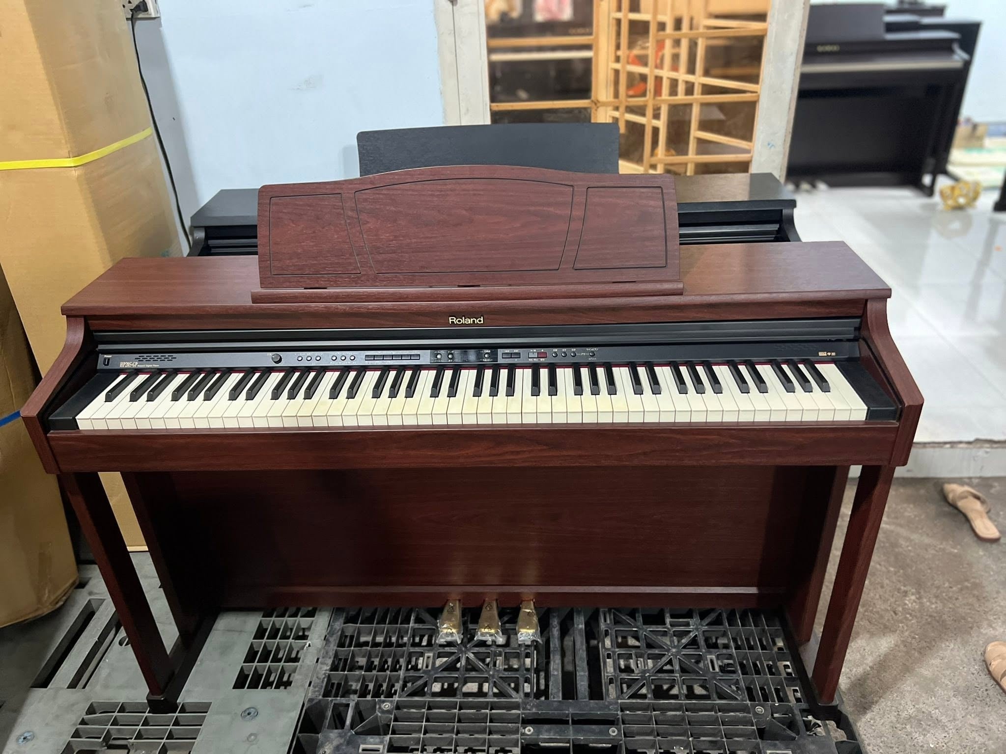 Đàn Piano Điện Roland HP205GP