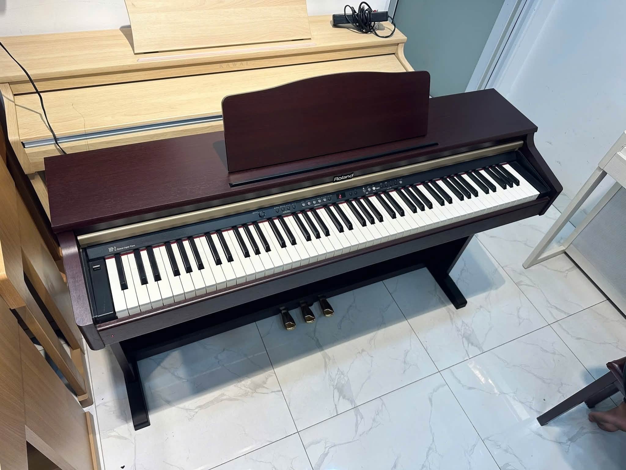 Đàn Piano Điện Roland HP2
