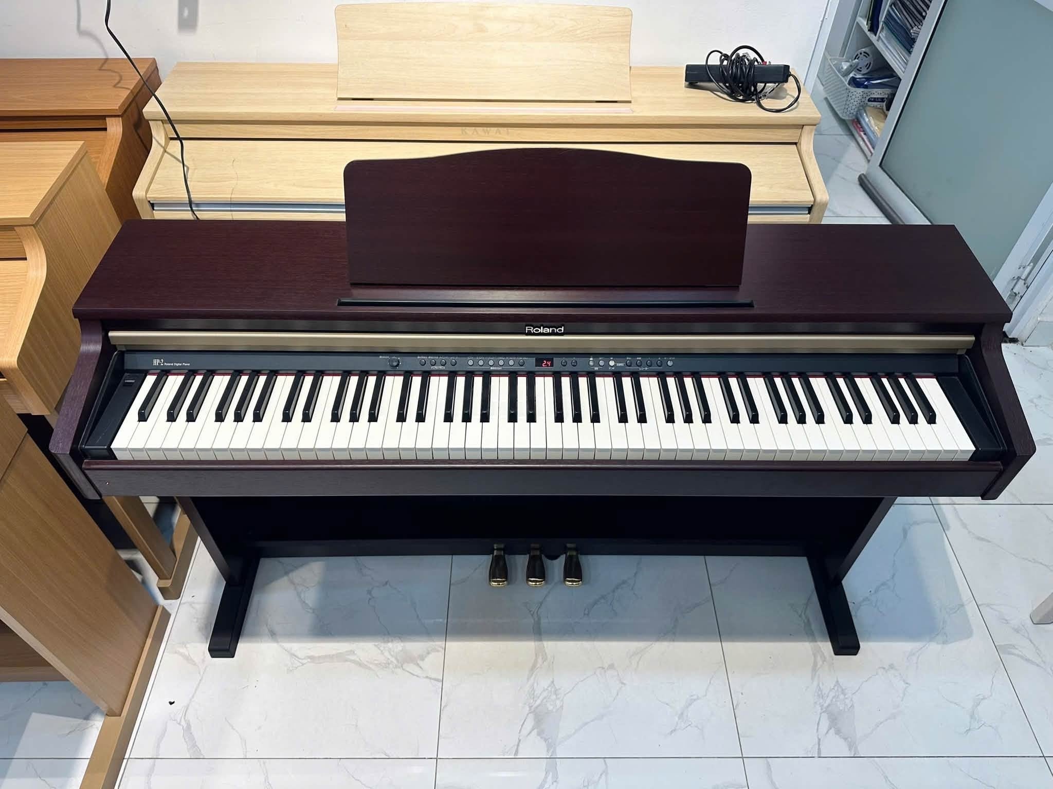 Đàn Piano Điện Roland HP2