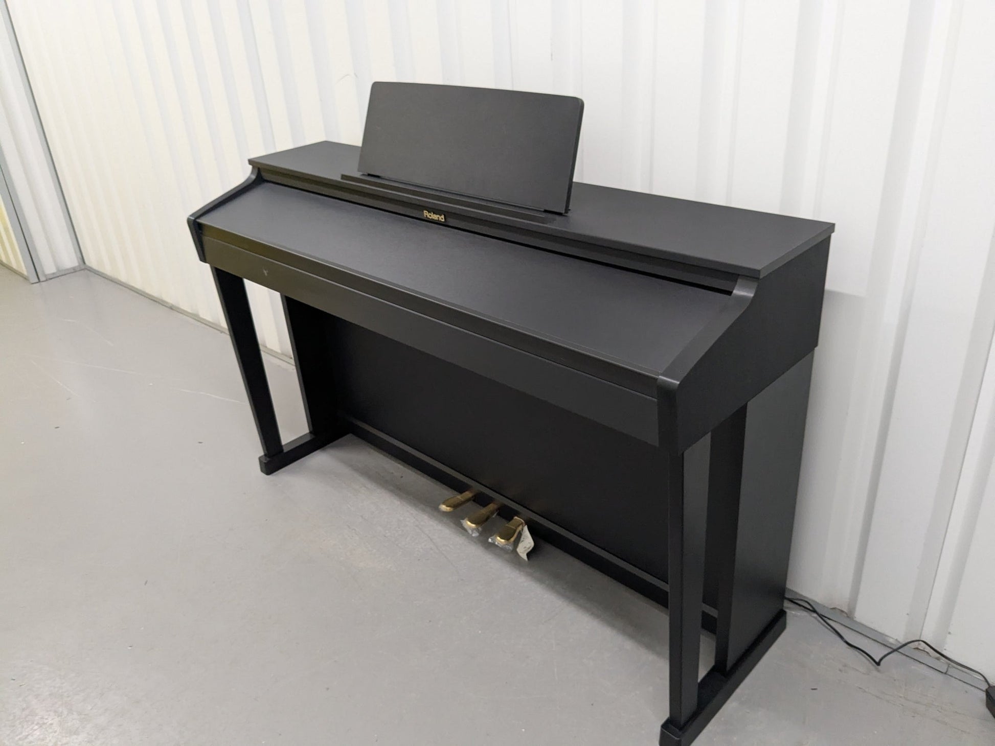 Roland HP503 Satin Black