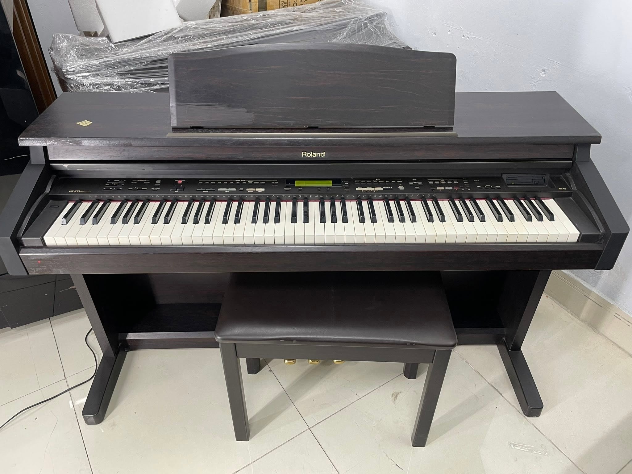Đàn Piano Điện Roland KR375