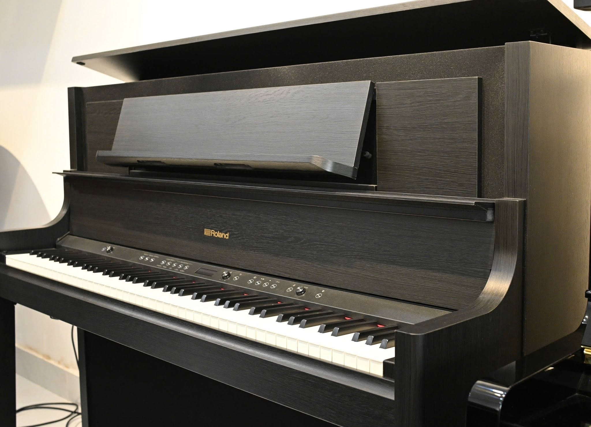 Đàn Piano Điện Roland LX708