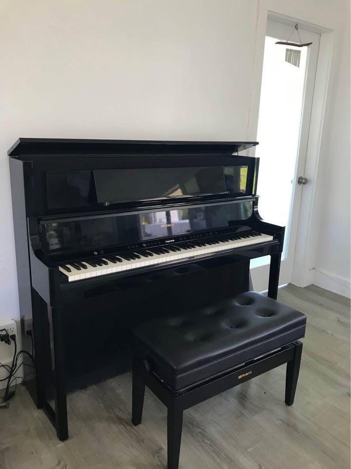 Đàn Piano Điện Roland LX708