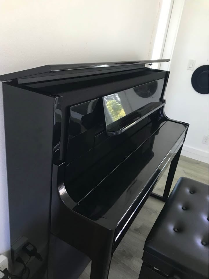 Đàn Piano Điện Roland LX708