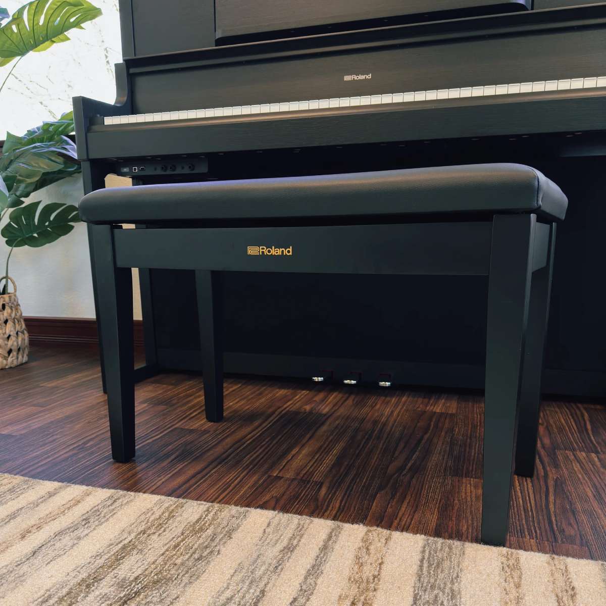 Roland LX9 Charcoal Black