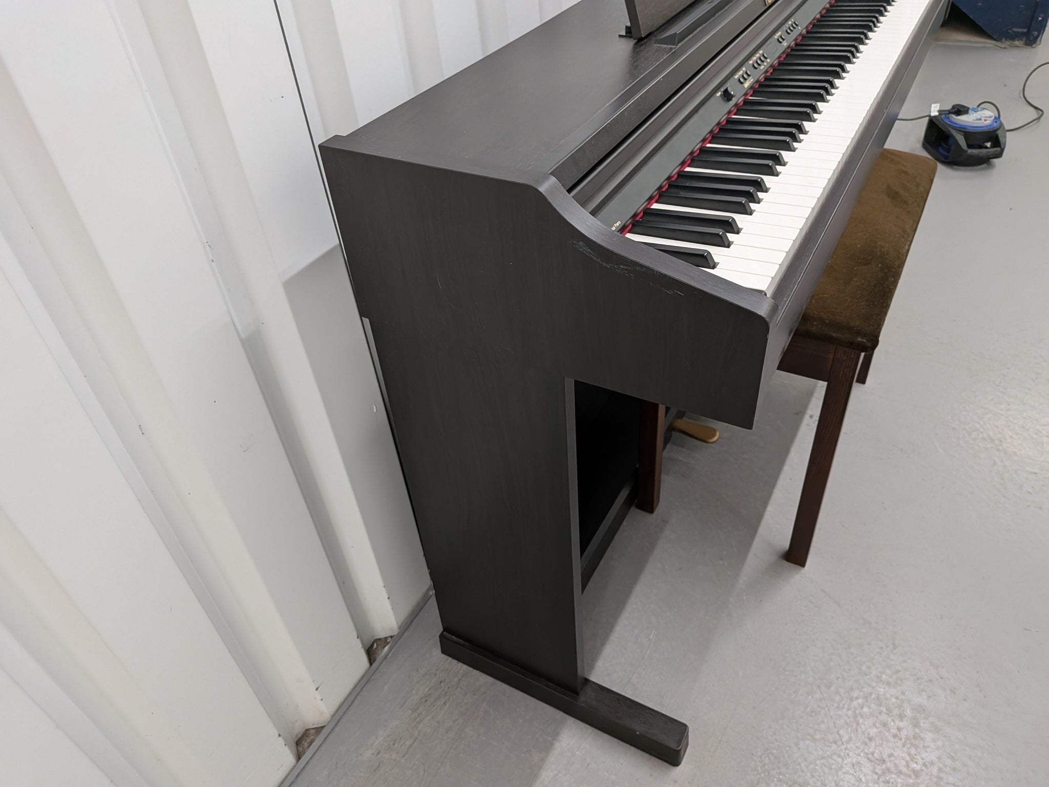 Đàn Piano Điện Roland RP201