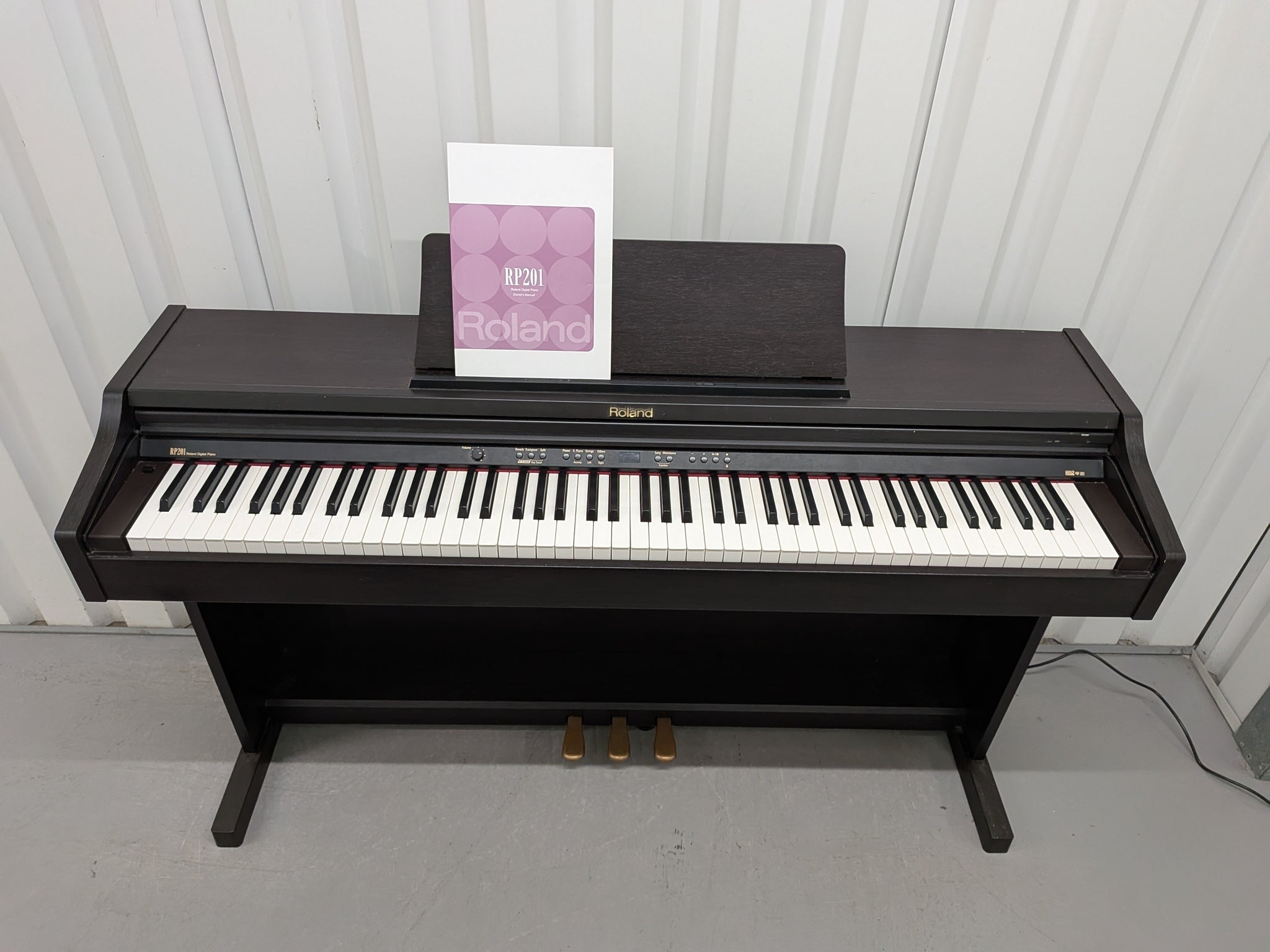 Đàn Piano Điện Roland RP201