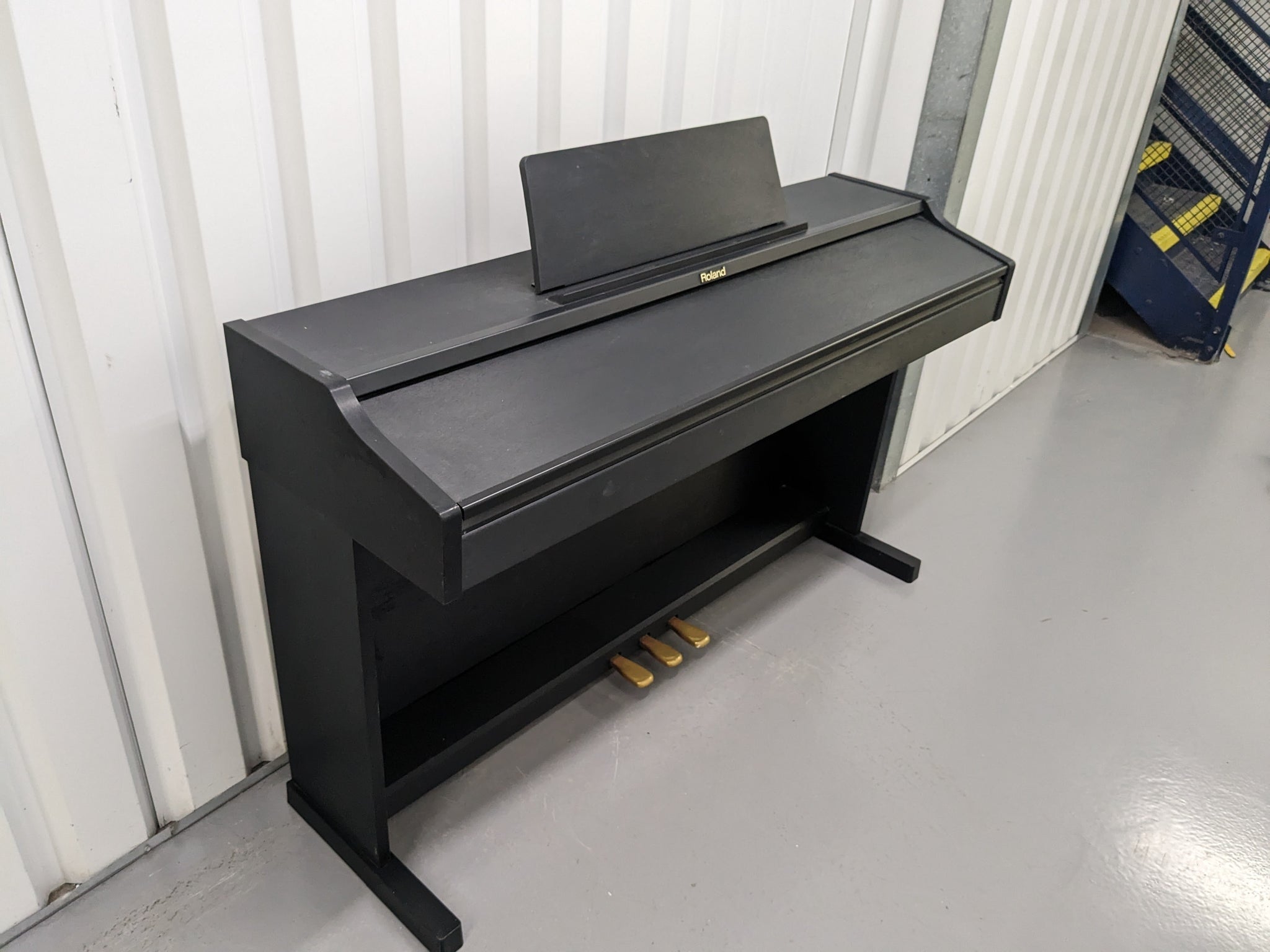 Đàn Piano Điện Roland RP201