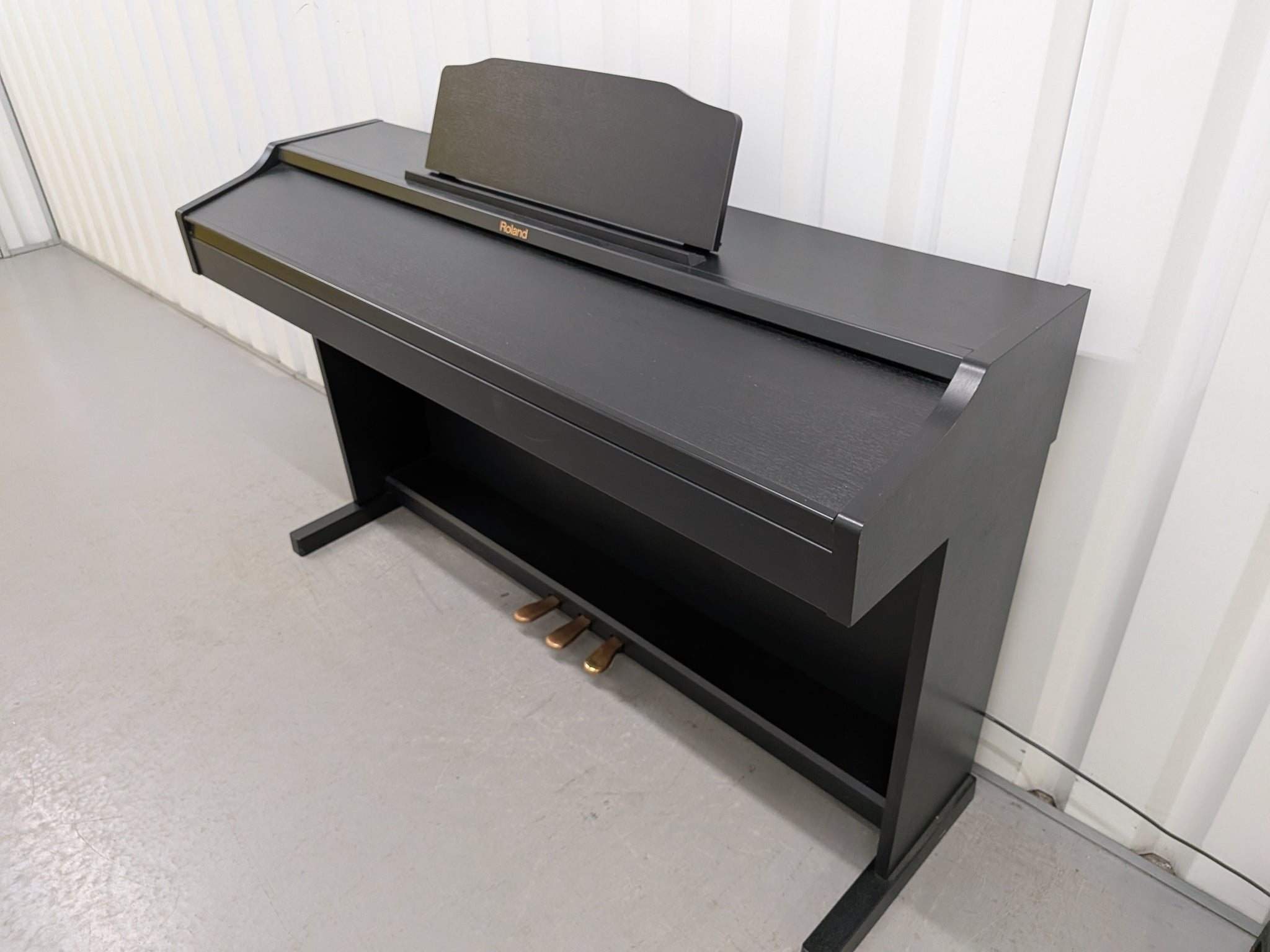 Đàn Piano Điện Roland RP401R