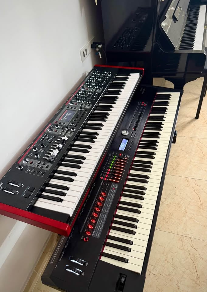 Đàn Piano Điện Roland V-Stage 88
