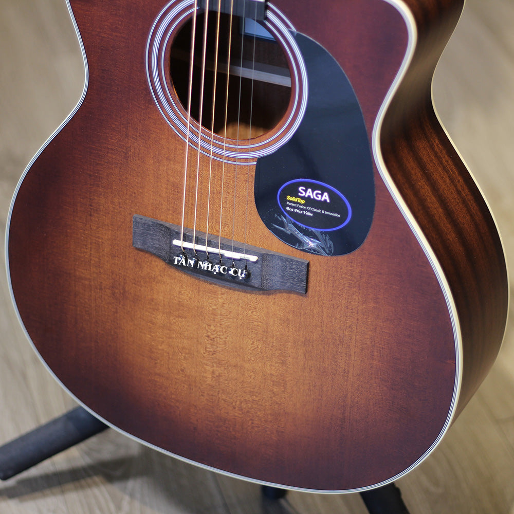 Đàn Guitar Saga SF700GC Acoustic