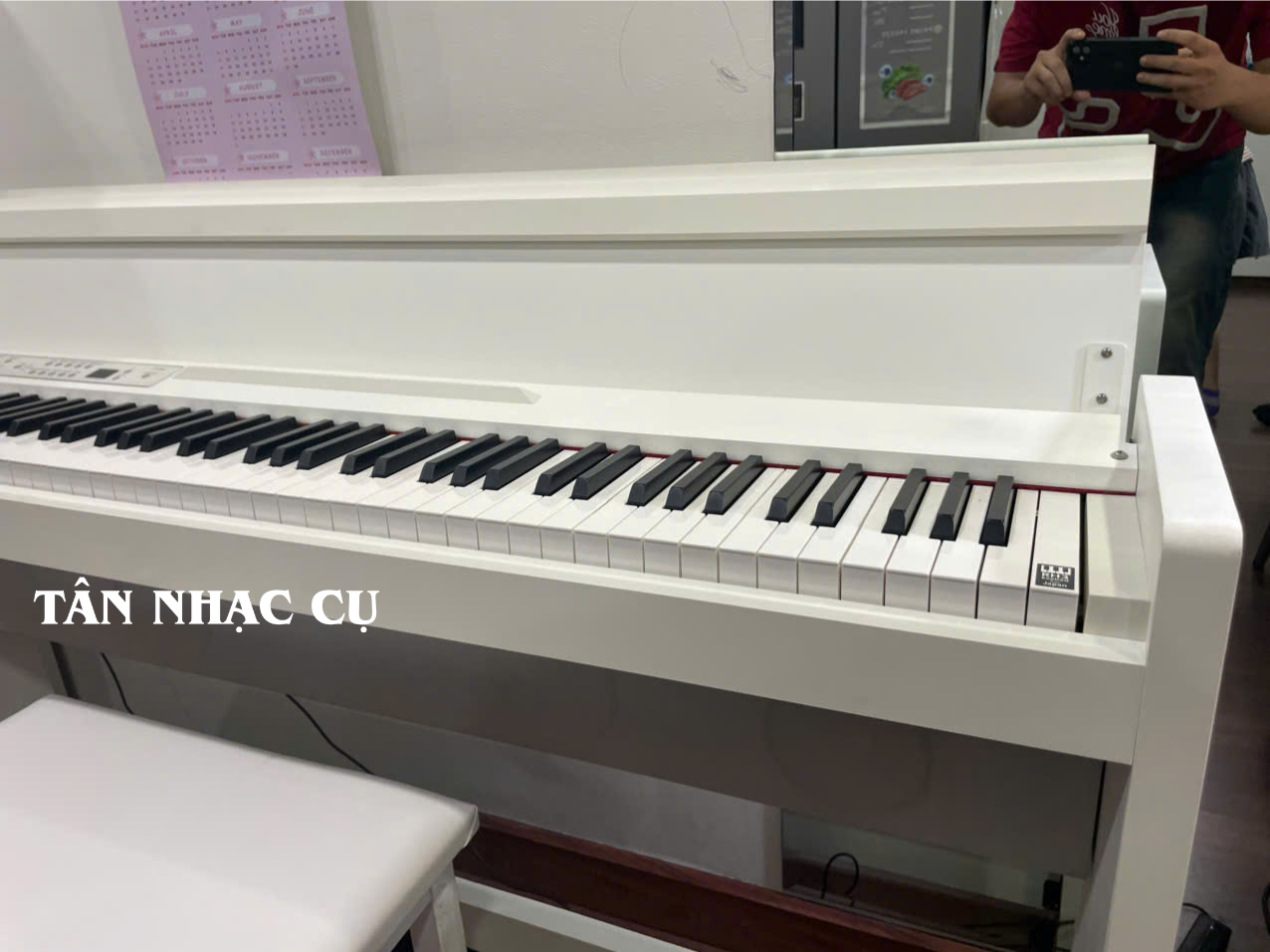 Đàn Piano Điện Korg LP380, White