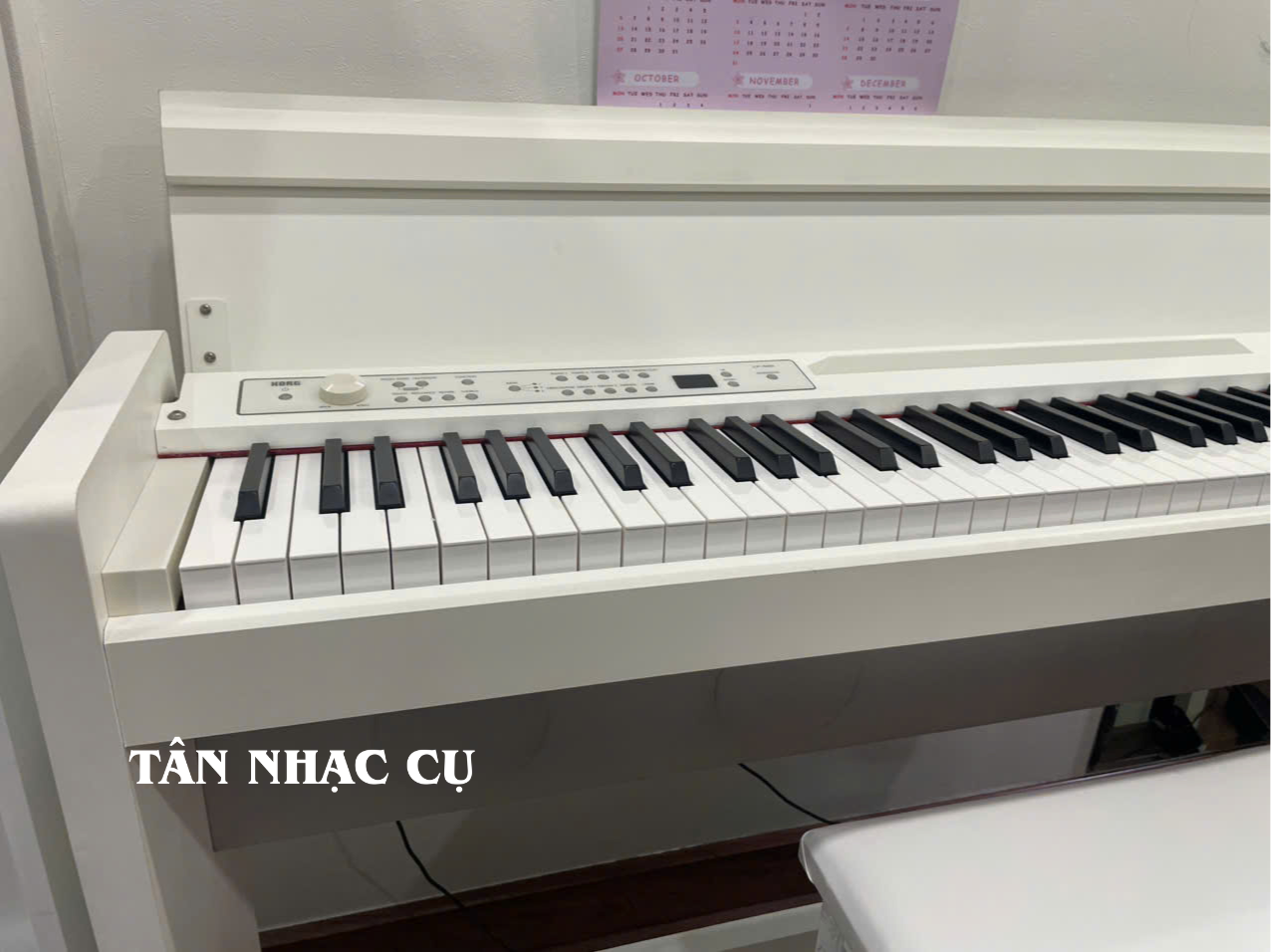 Đàn Piano Điện Korg LP380, White