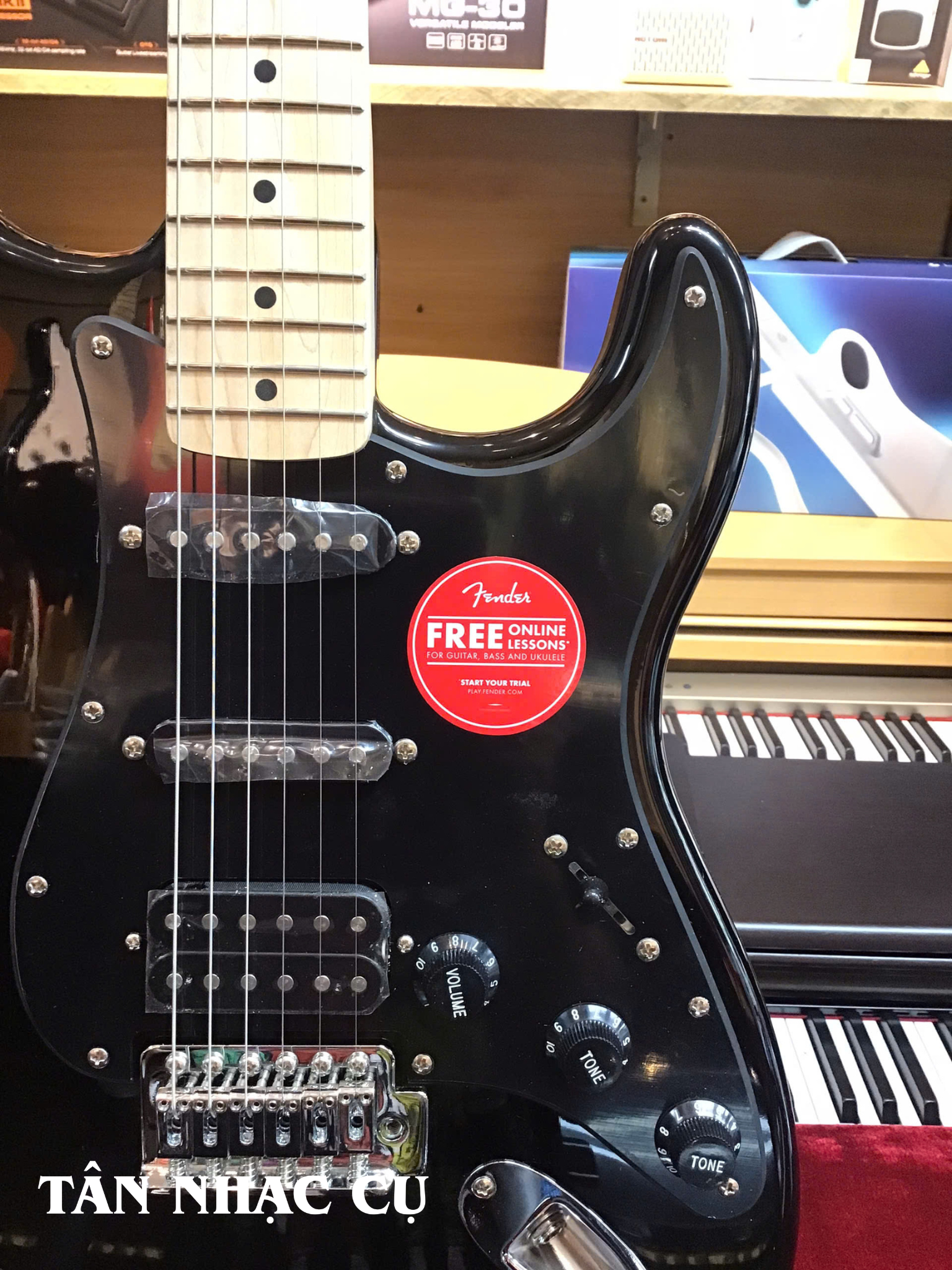 Squier Sonic Stratocaster HSS Electric Guitar
