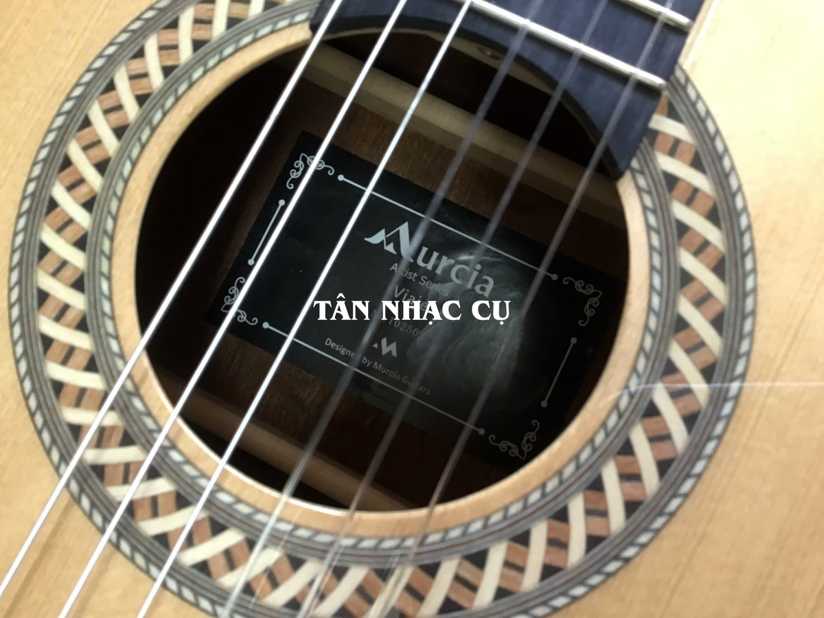 Đàn Guitar Classic Murcia Viaje