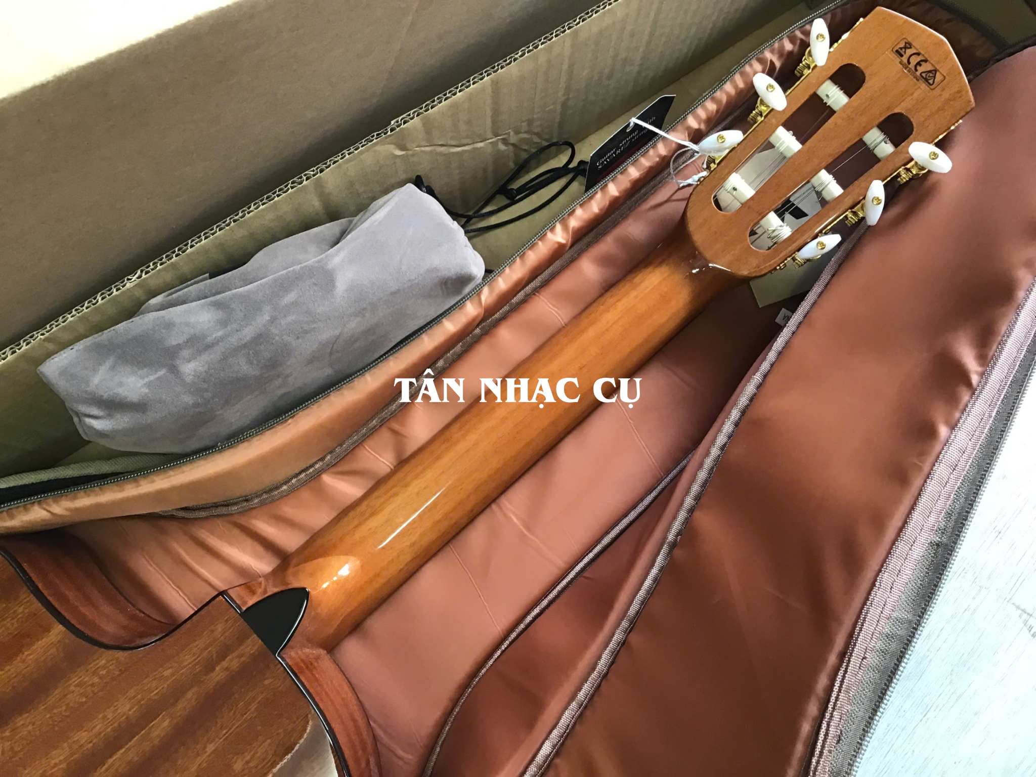 Đàn Guitar Classic Murcia Viaje