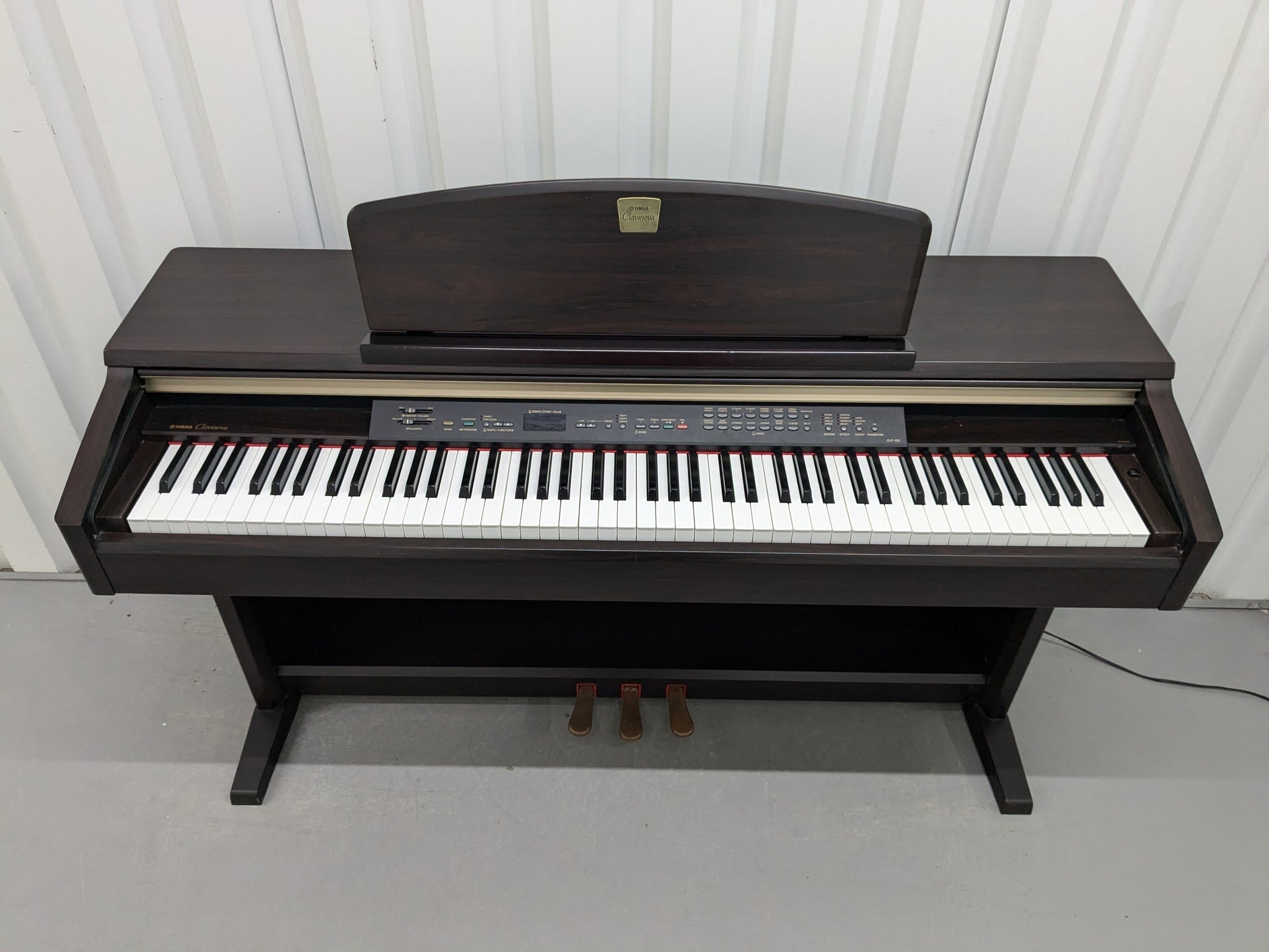Yamaha CLP130 Rosewood