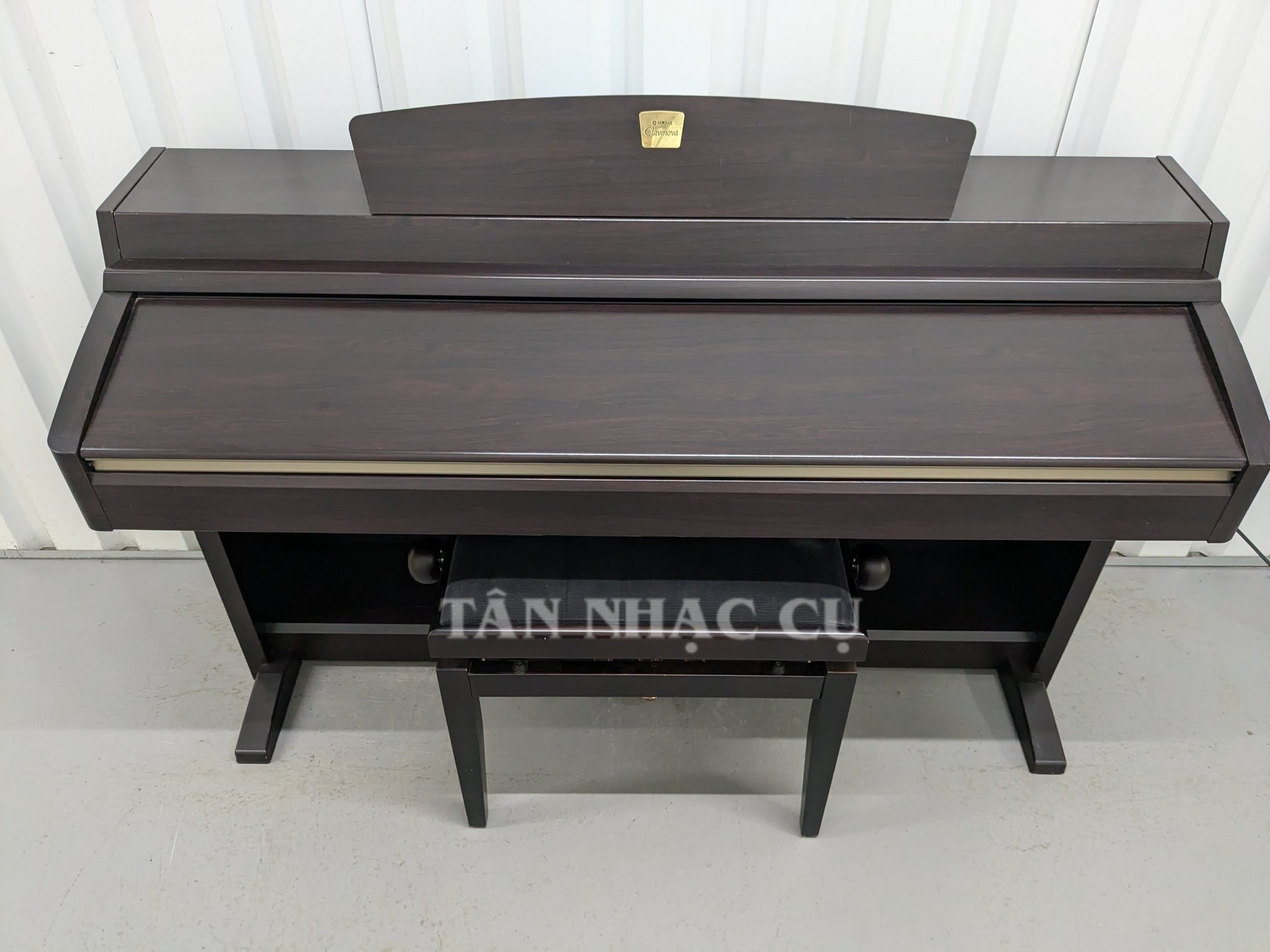 Yamaha CLP230 Piano