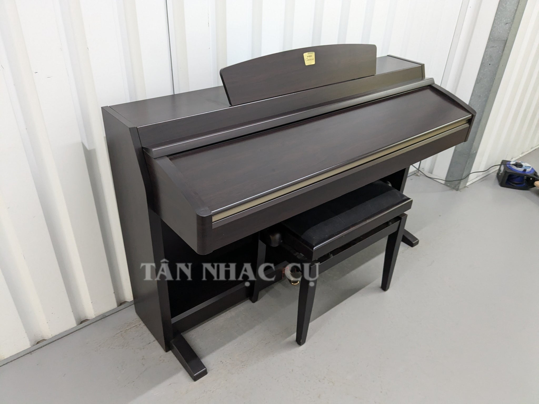 Yamaha CLP230 Piano