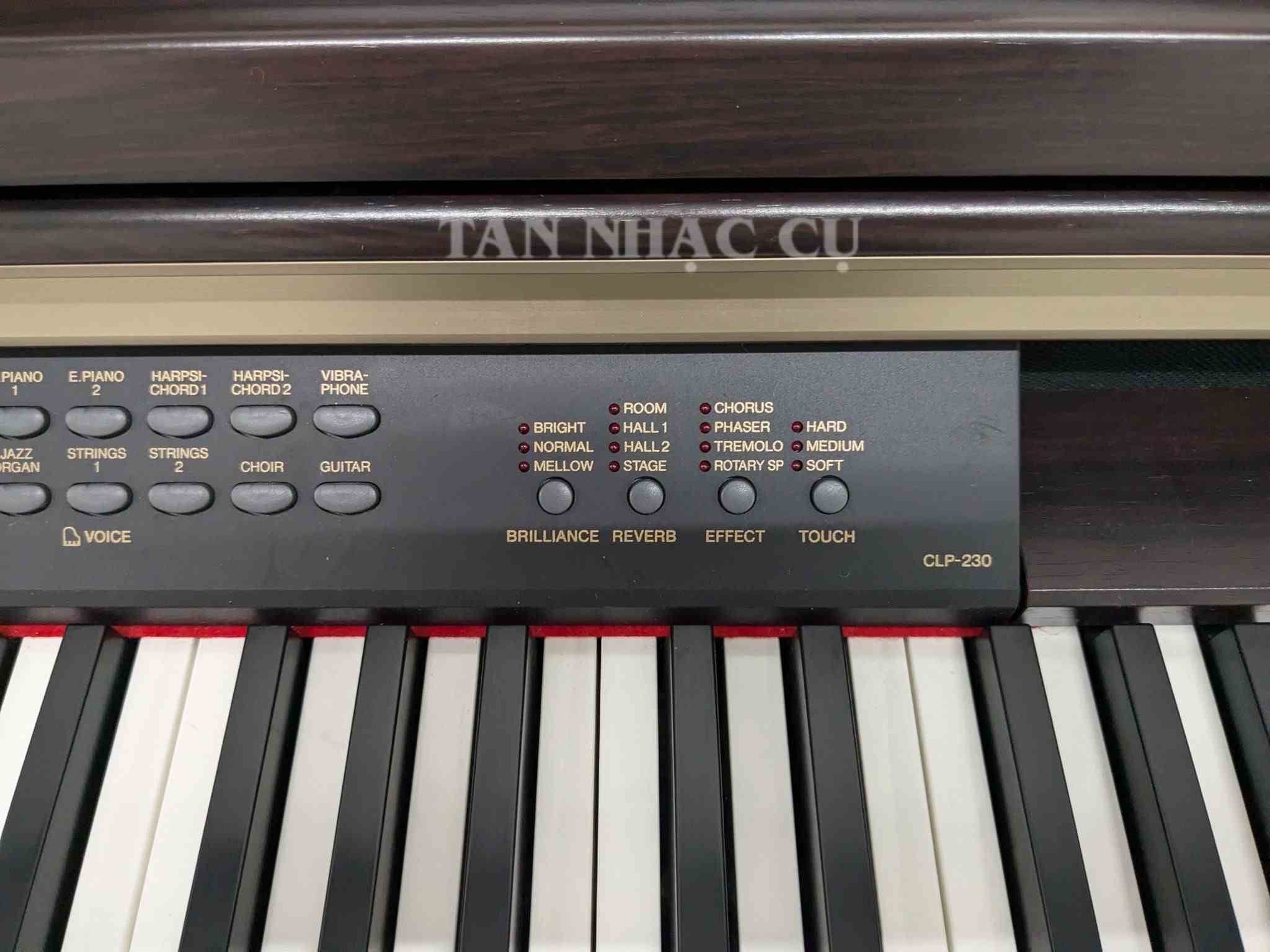 Yamaha CLP230 Piano