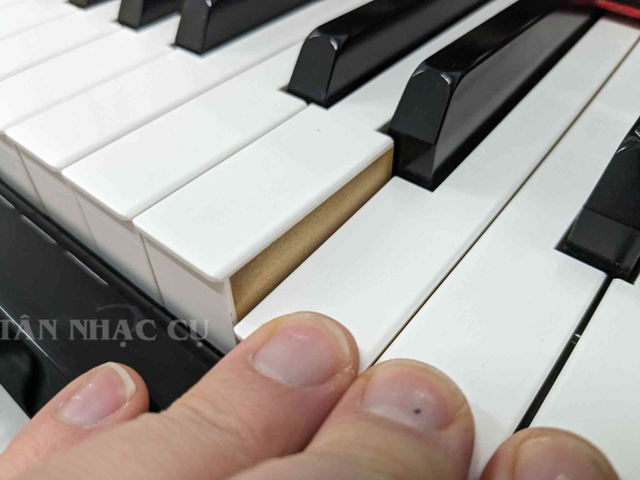 Đàn Piano Điện Yamaha CLP280 PE - Qua Sử Dụng