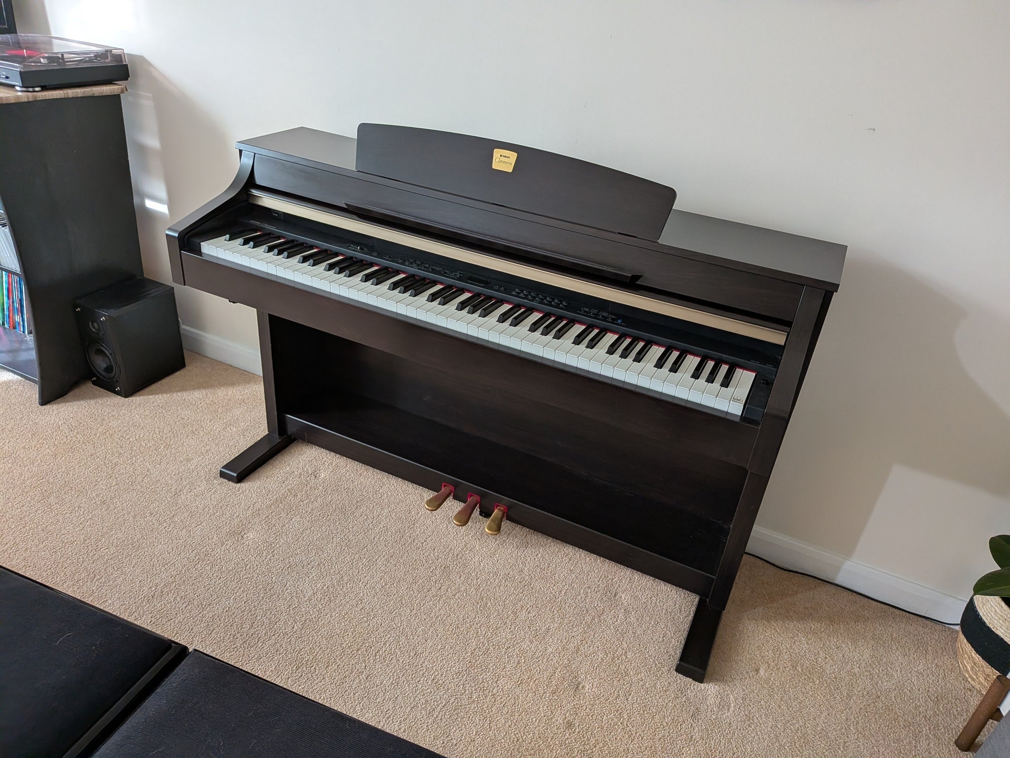 Đàn Piano Điện Yamaha CLP330