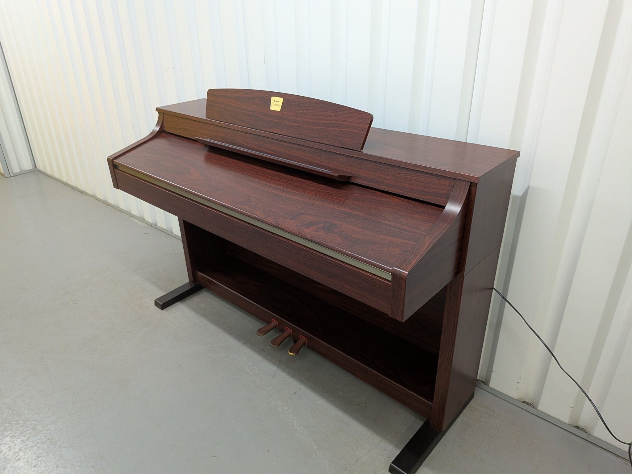 Đàn Piano Điện Yamaha CLP330
