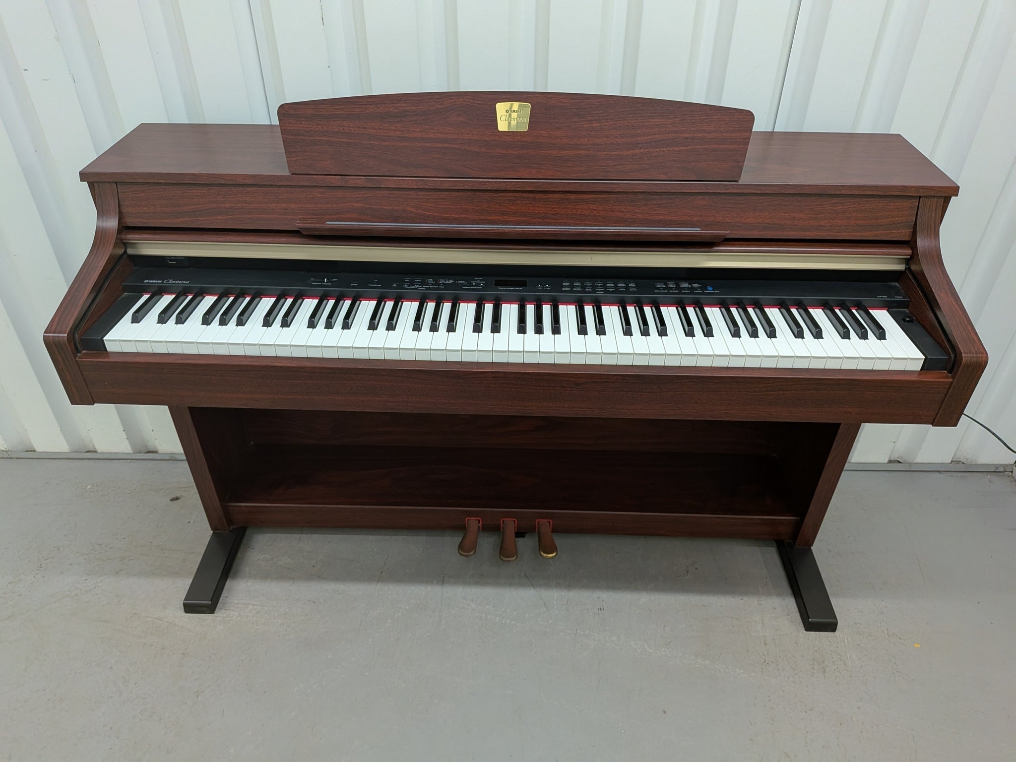 Đàn Piano Điện Yamaha CLP330