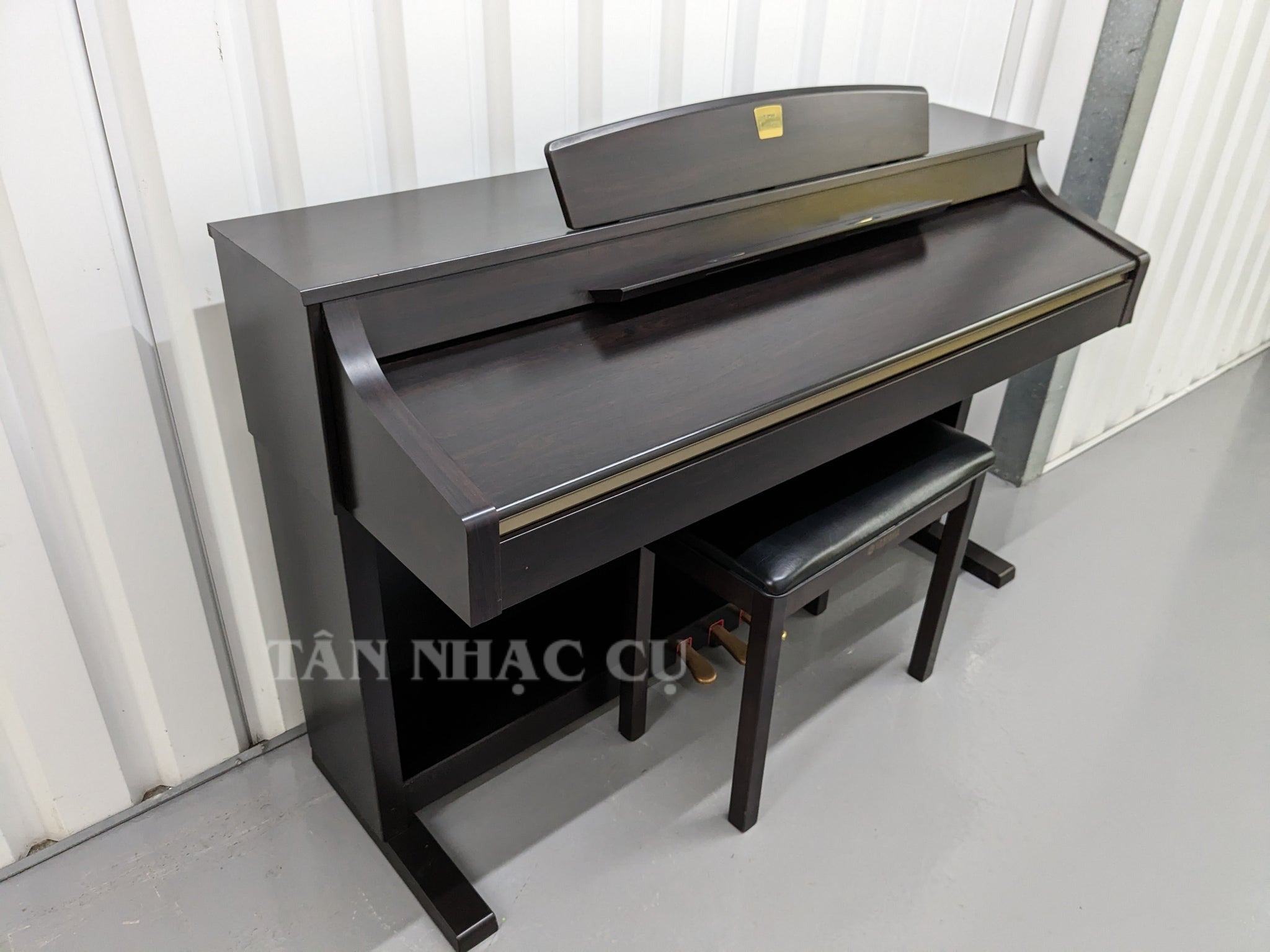 Yamaha CLP340 Piano