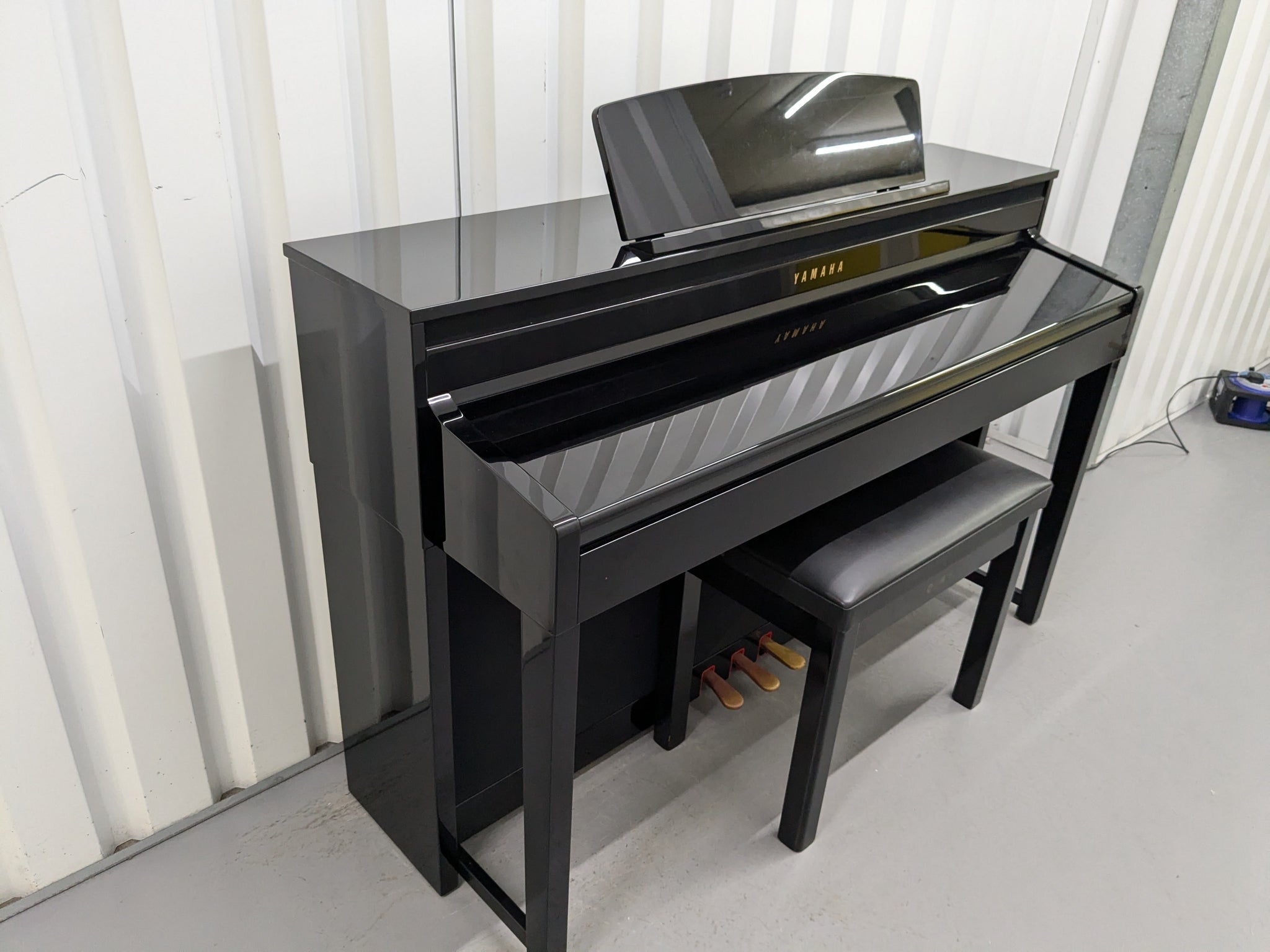Đàn Piano Điện Yamaha CLP480 PE