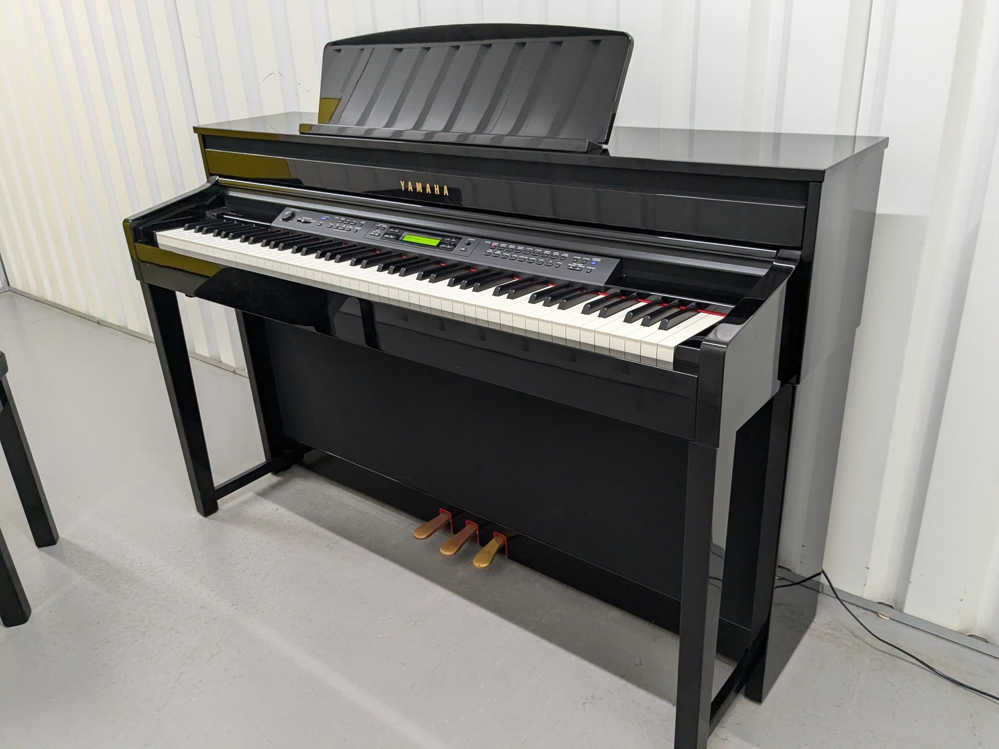 Đàn Piano Điện Yamaha CLP480 PE