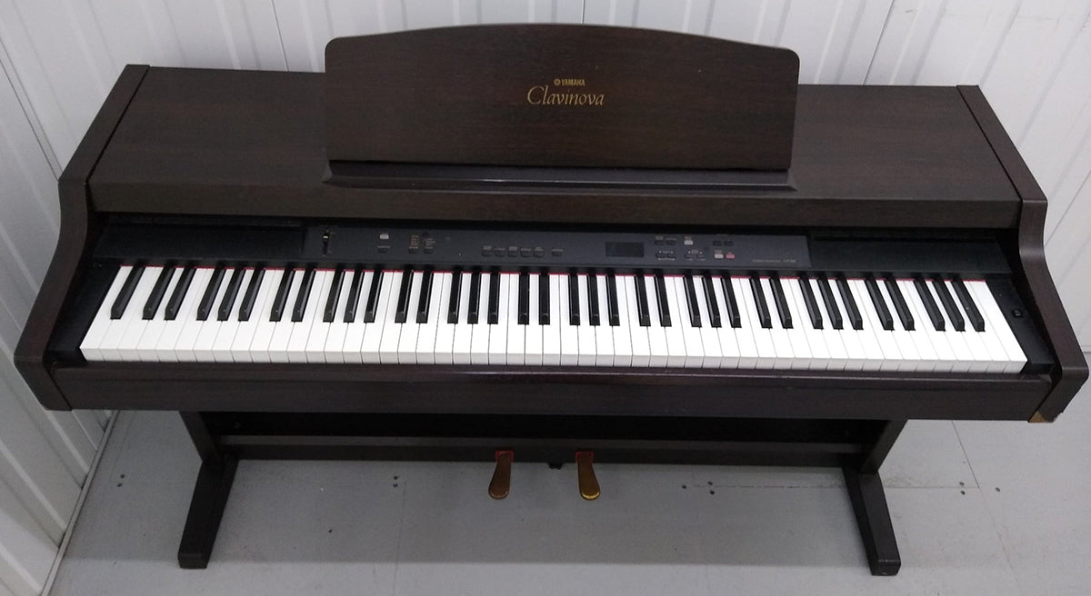 Đàn Piano Điện Yamaha CLP820 - Qua Sử Dụng